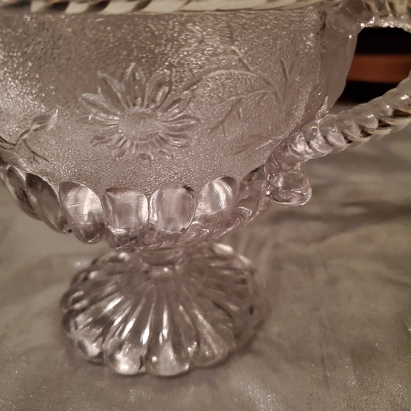 EDWARD MOORE 1887 2 HANDLED SUGAR/TAZZA FROSTED WITH THISTLES & DAISIES - Picture 5 of 10